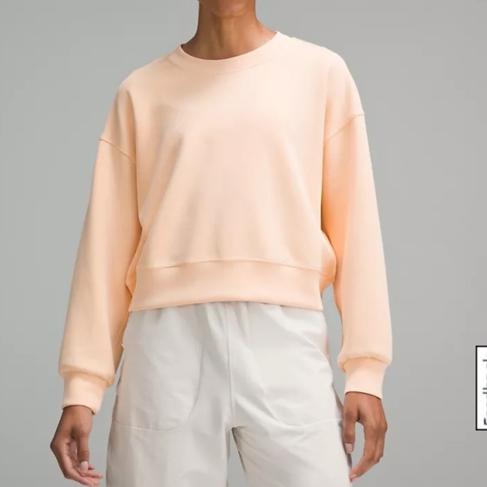 LULULEMON Softstreme Perfectly Oversized Cropped Crew